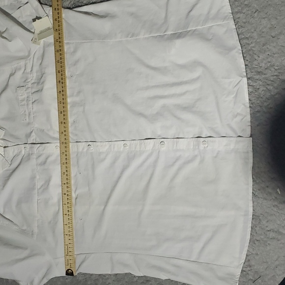 Amazon Essentials UPF30 Quick Dry Short Sleeve Button Down Shirt - Picture 6 of 11